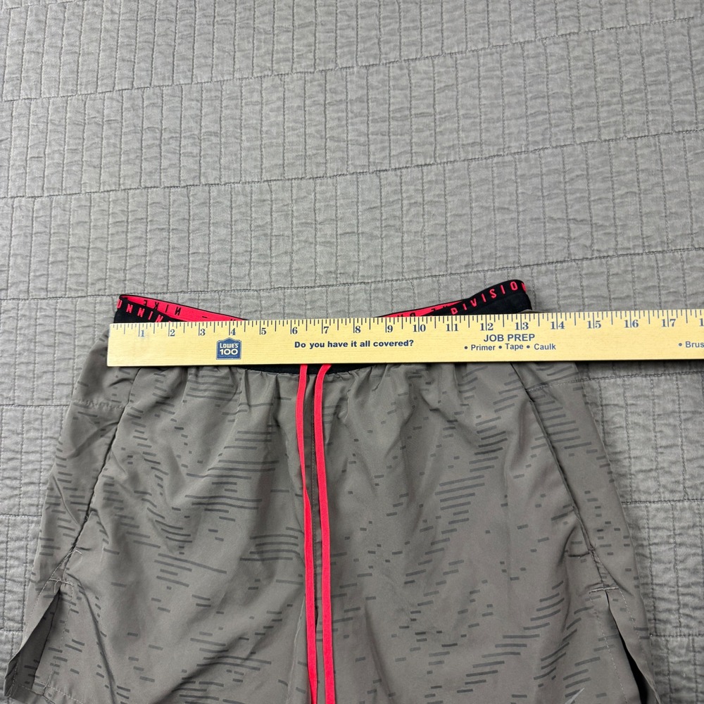 Nike Running Division Mens Small Brown Dash Print 4" Shorts Athletic Active Gym - Picture 8 of 11